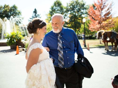 Wedding BrideandFather fountain 1